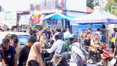 Hari Raya Lalampa, Pengunjung Padati Kawasan Kuliner di Toboli