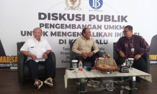 Diskusi Publik Mengendalikan Inflasi dan Waspadai Pinjaman Online