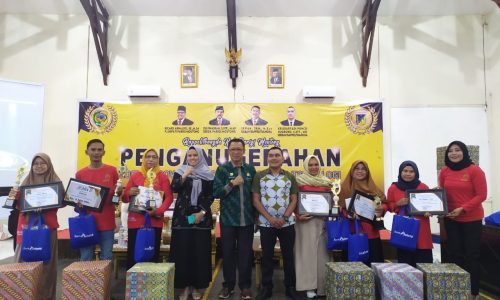 Bappelitbangda Parimo Gelar Penganugerahan Pemenang Lomba Inovasi Produk Daerah dan Inovasi Teknologi Masyarakat