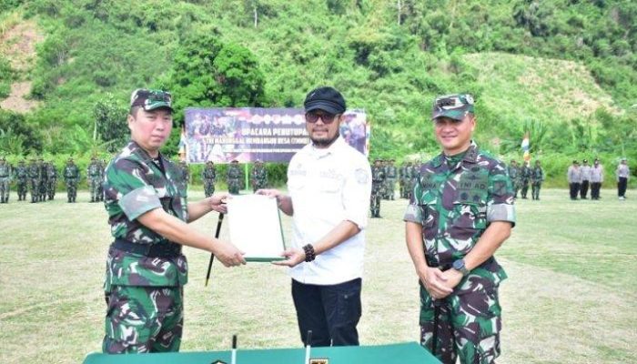 Penutupan TNI TMMD ke-122 di Parigi Moutong, Lestarikan Budaya Gotong Royong