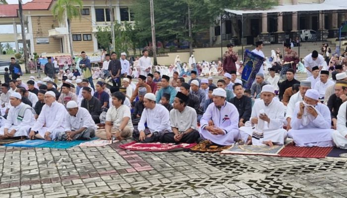 Parigi Moutong Gelar Sholat Idul Adha dan Salurkan Hewan Kurban ke 5 Desa