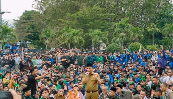 Aksi Damai di DPRD Sulteng, Gubernur Bahas Tambang Ilegal dan Beasiswa