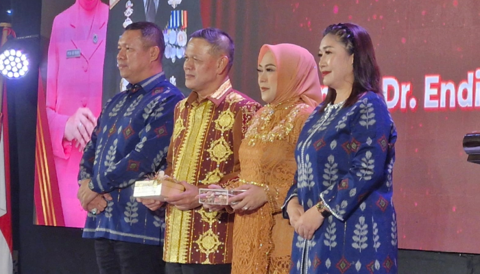 Pergantian Kapolda Sulteng, Bupati Erwin Burase Hadiri Malam Kenal Pamit di Palu