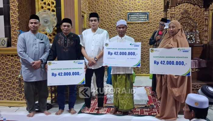 Bupati Parigi Moutong Sampaikan Program Kesejahteraan Aparat Desa saat Safari Ramadan di Desa Tada