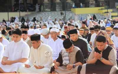 Bupati dan Masyarakat Sholat Id Bersama, Suasana Penuh Kekhusyukan