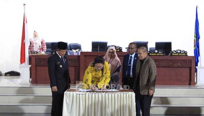 DPRD Parimo Beri Rekomendasi Perbaikan Tata Kelola Pemerintahan Daerah