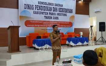 Disdikbud Parimo Pastikan Guru Honorer Tetap Mendapat Perlindungan Hak