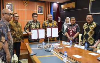 Perkuat Sektor Pendidikan, Bupati Erwin Burase Tanda Tangani Kesepakatan Bersama dengan UNG