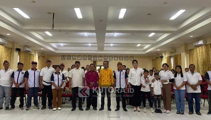 Lepas Kontingen Utsawa Dharma Gita, Pemkab Parigi Moutong Dorong Generasi Berprestasi dan Berkarakter