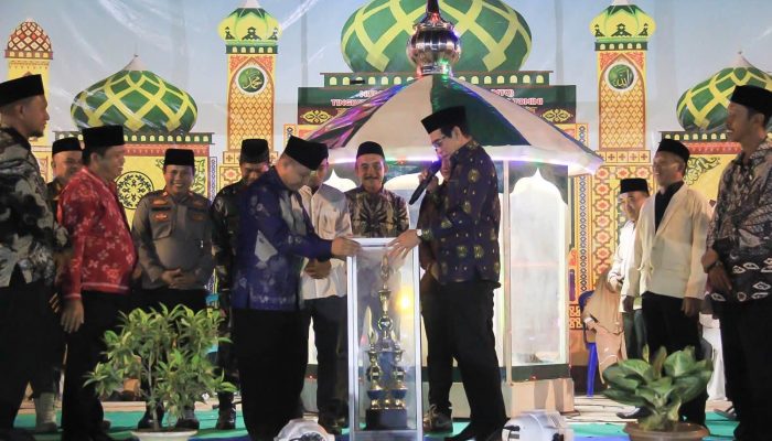 Syiar Al-Qur’an Menggema di Tomini, Bupati Erwin Burase Buka MTQ ke-15 Tingkat Kecamatan