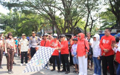 Semarak HUT ke-81 RI, Pelajar Parimo Ramaikan Lomba Gerak Jalan