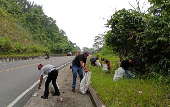 Palu-Parigi Road Clean Satukan Komunitas Pecinta Alam Jaga Kebersihan Trans Sulawesi