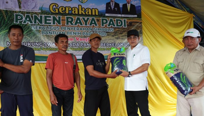 7.553 Petani Jadi Sasaran Bantuan Benih M70D di Parigi Moutong