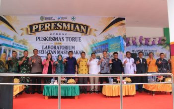 Perkuat Layanan Kesehatan, Bupati Erwin Resmikan Gedung Puskesmas Torue dan Labkesmas