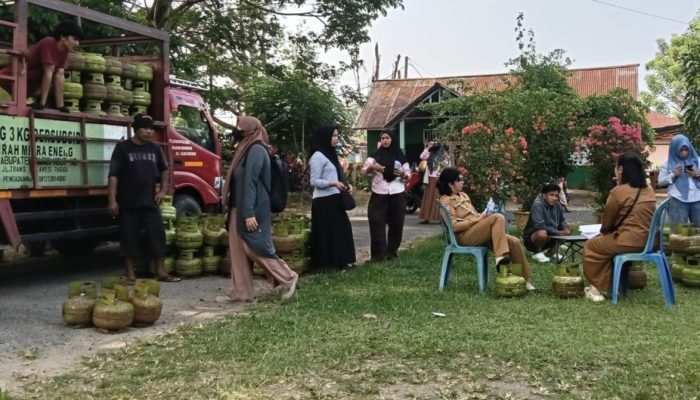 497 Tabung Gas Gratis Disalurkan di Parigi, Warga yang Belum Menerima Diminta Melapor